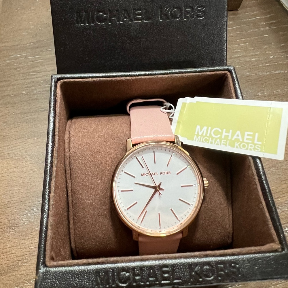 NWT Michael Kors Watch